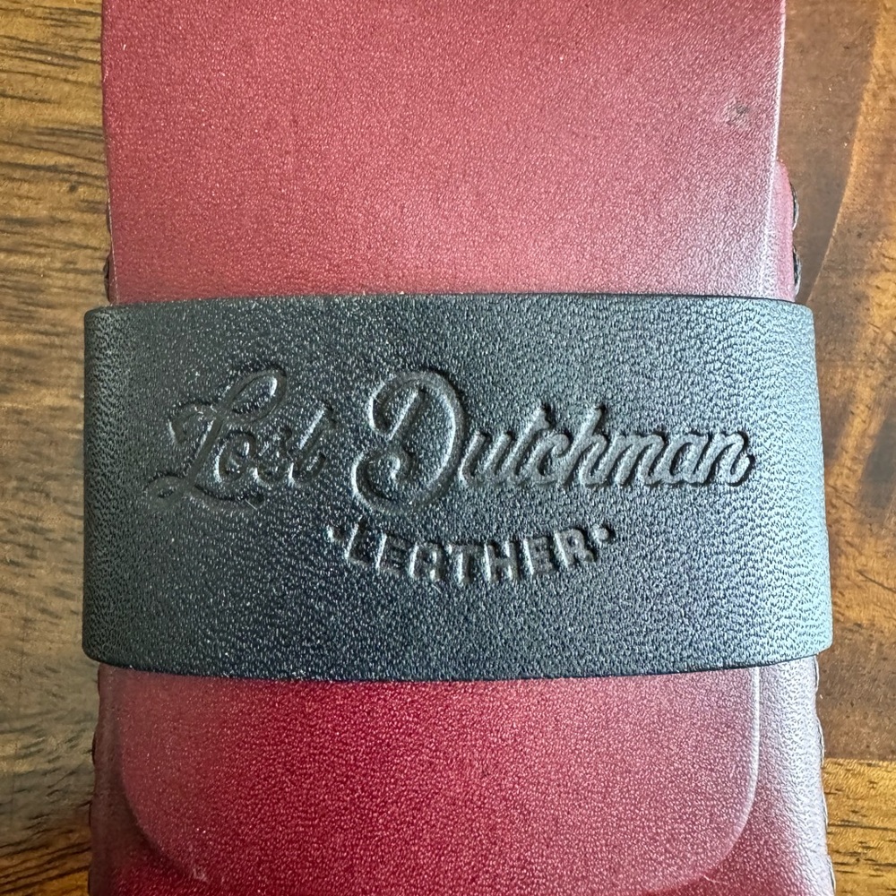 Lost Dutchman Finnigan Minimalist Leather Wallet